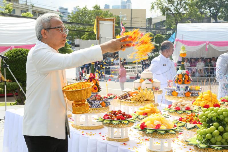 ปลัด พม. นำคณะผู้บ�