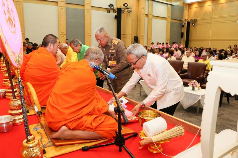 ปลัด พม. นำคณะผู้บ�