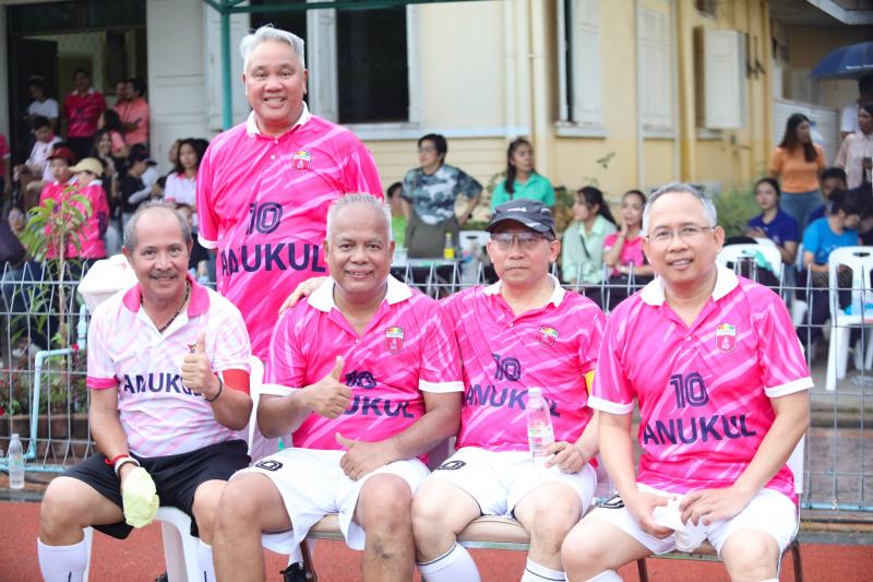 ปลัด พม. เป็นประธา�