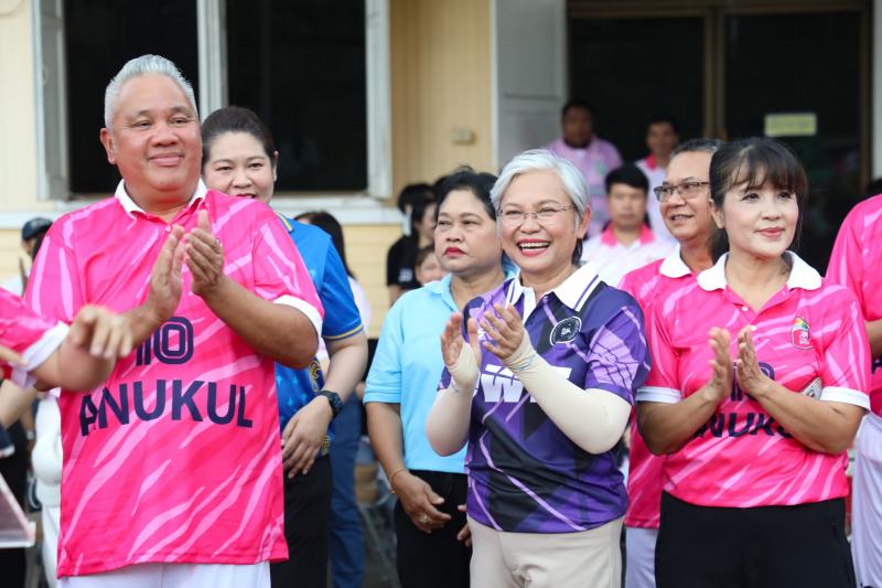 ปลัด พม. เป็นประธา�