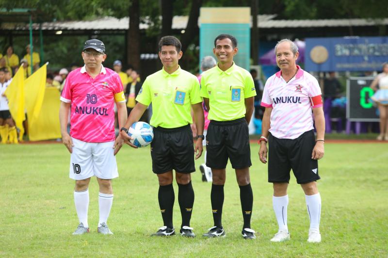 ปลัด พม. เป็นประธา�