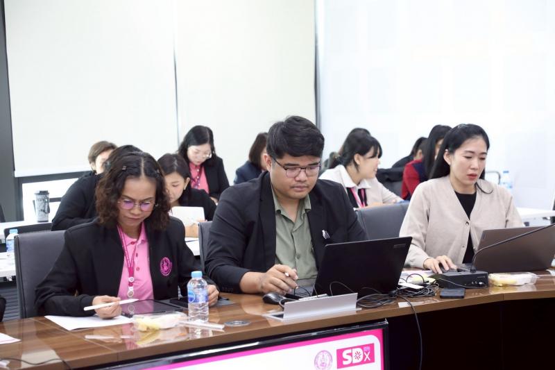 นางสาวสุนีย์ ศรีส�
