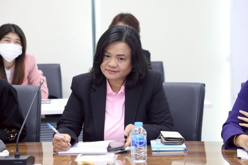 นางสาวสุนีย์ ศรีส�