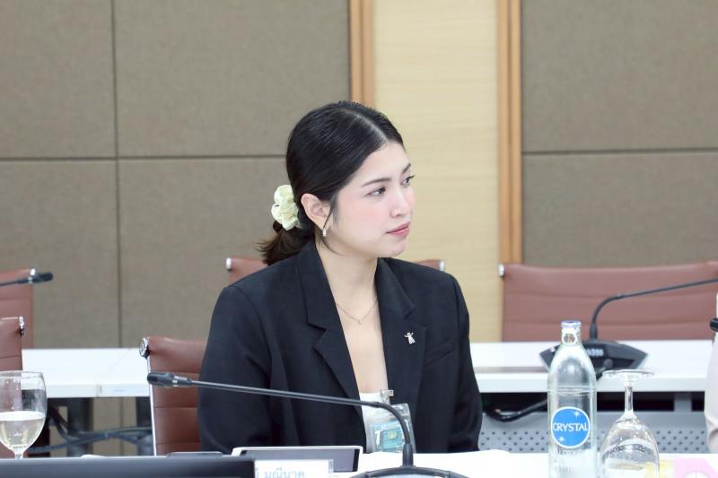 ปลัด พม. เป็นประธา�