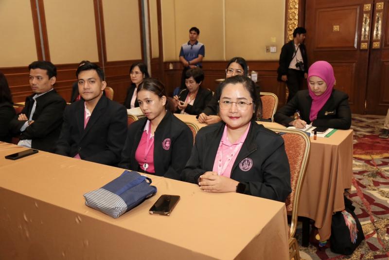 ปลัด พม. เป็นประธา�