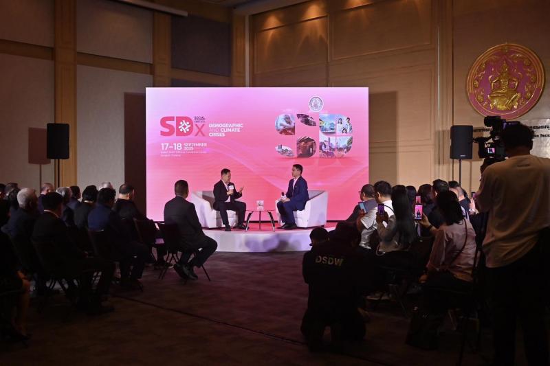 รมว.พม. แถลงข่าวกา�