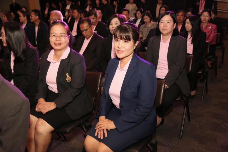 รมว.พม. แถลงข่าวกา�