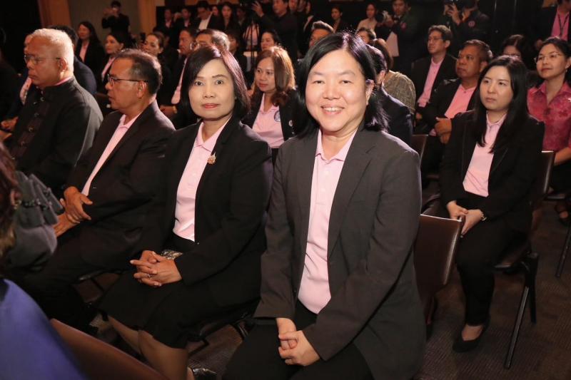 รมว.พม. แถลงข่าวกา�
