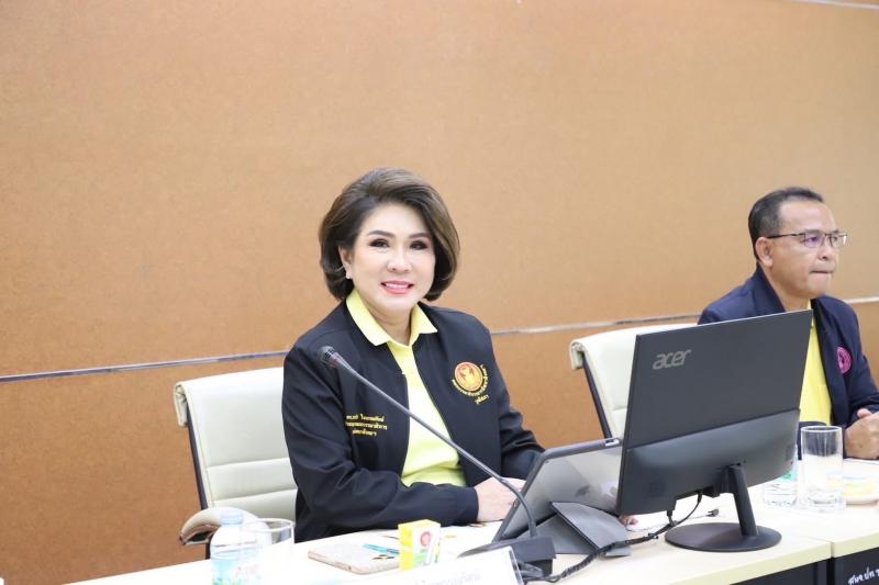นายอุเทน ชนะกุล ผู