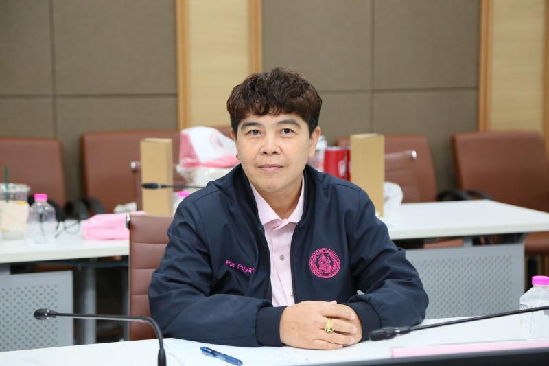 นายอนุกูล ปีดแก้ว 