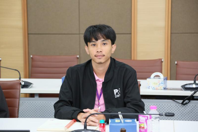 นายอนุกูล ปีดแก้ว 