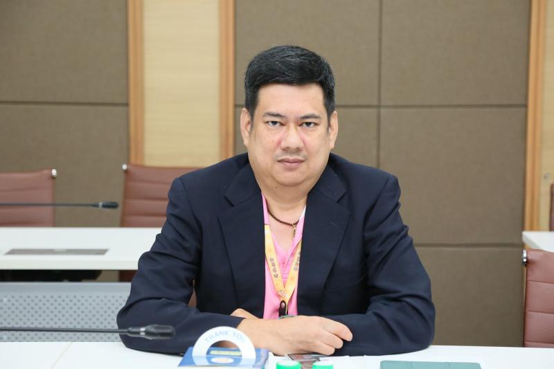 นายอนุกูล ปีดแก้ว 