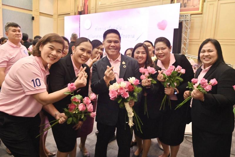 "วราวุธ"อำลา พม.