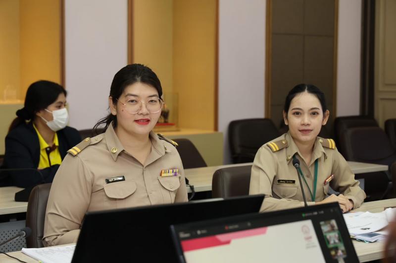 นางสาวสุนีย์ ศรีส�