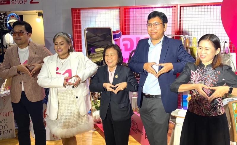นางสาวสุนีย์ ศรีส�