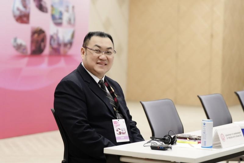 ปลัด พม. เป็นประธา�