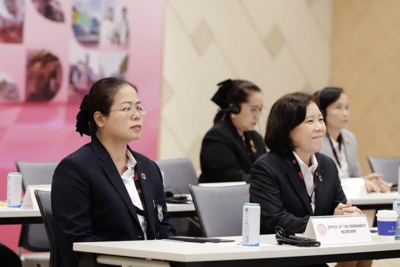 ปลัด พม. เป็นประธา�