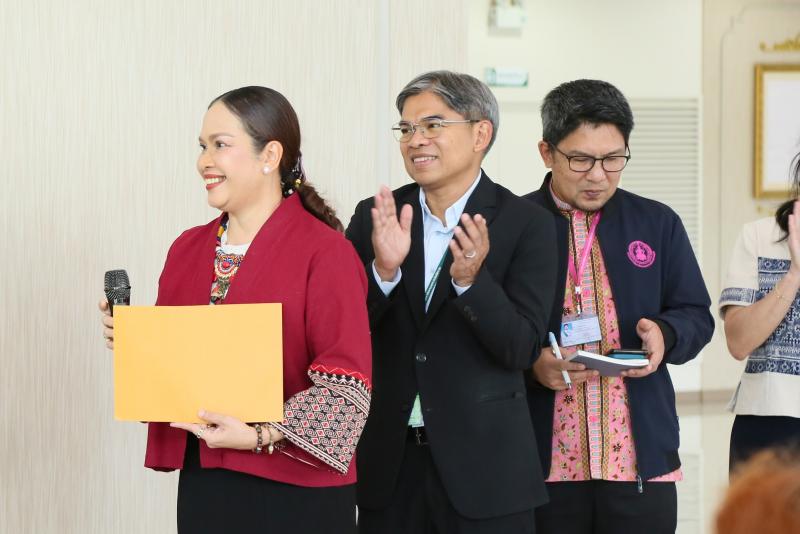นางสาวสุนีย์ ศรีส�