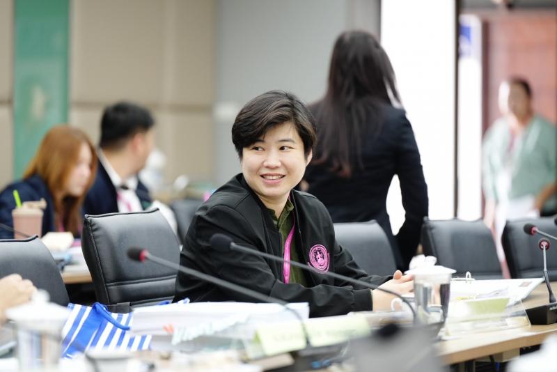 นางสาวสุนีย์ ศรีส�