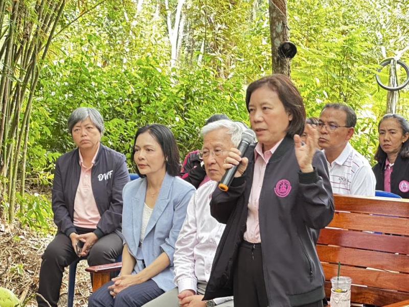 ศาสตราจารย์ ดร. กน�