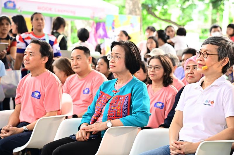 กระทรวง พม. โดยกรม�