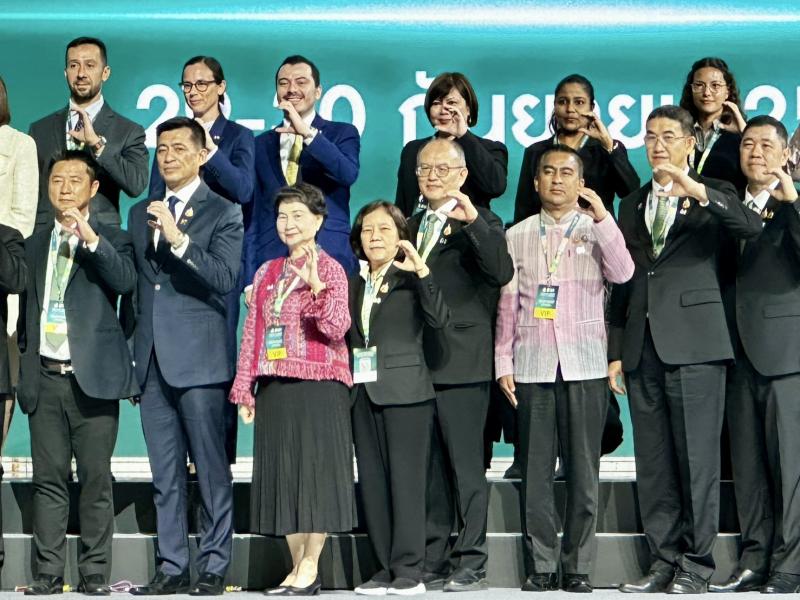 นางสาวสุนีย์ ศรีส�