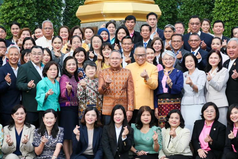 นายกันตพงศ์ รังษี�