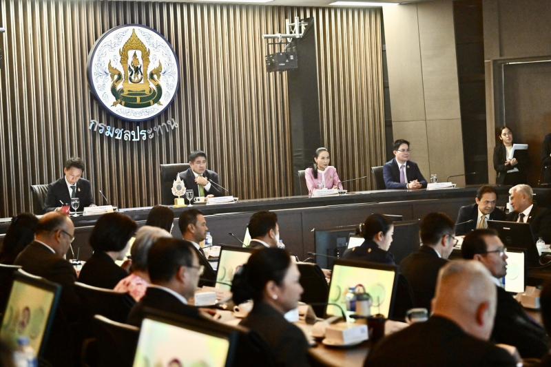 "อัครา" เผย พม. พ�