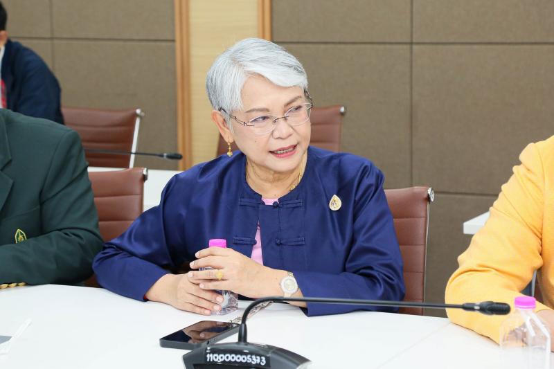 นายกันตพงศ์ รังษี�
