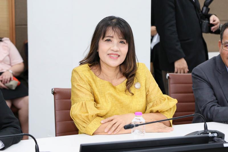นายกันตพงศ์ รังษี�