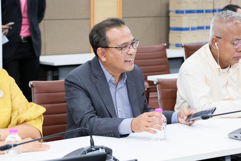 นายกันตพงศ์ รังษี�