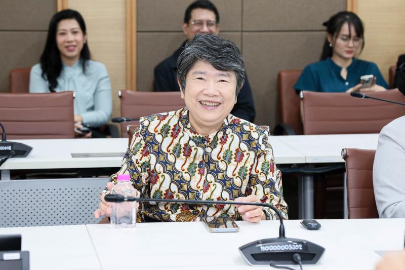 นายกันตพงศ์ รังษี�
