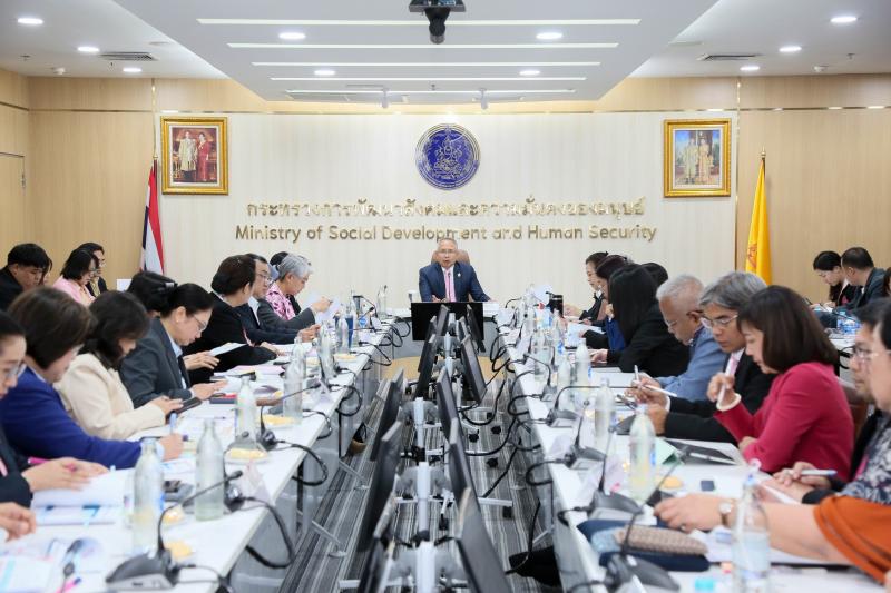 นายกันตพงศ์ รังษี�