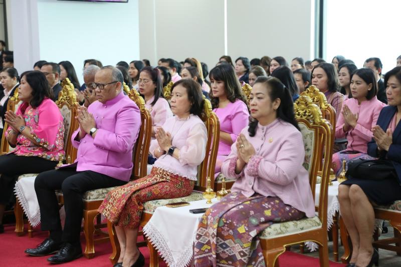 ปลัด พม. เป็นประธา�