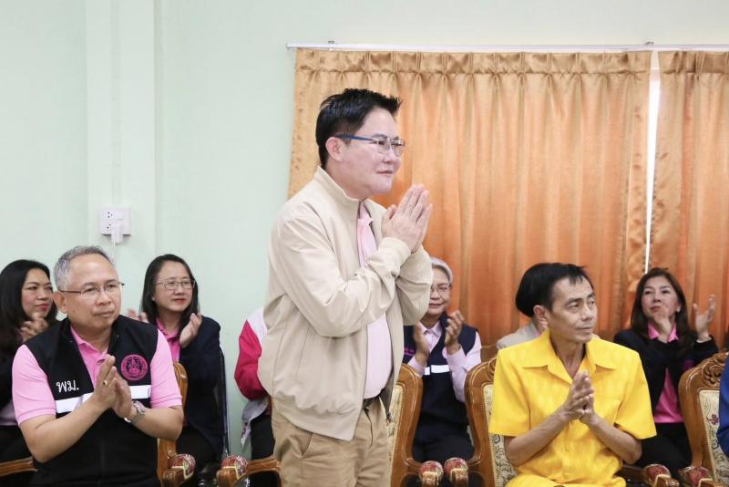 รมว.พม. พร้อม ปลัด พ
