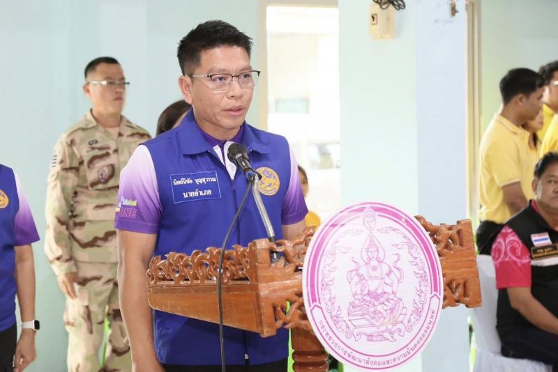 รมว.พม. พร้อม ปลัด พ