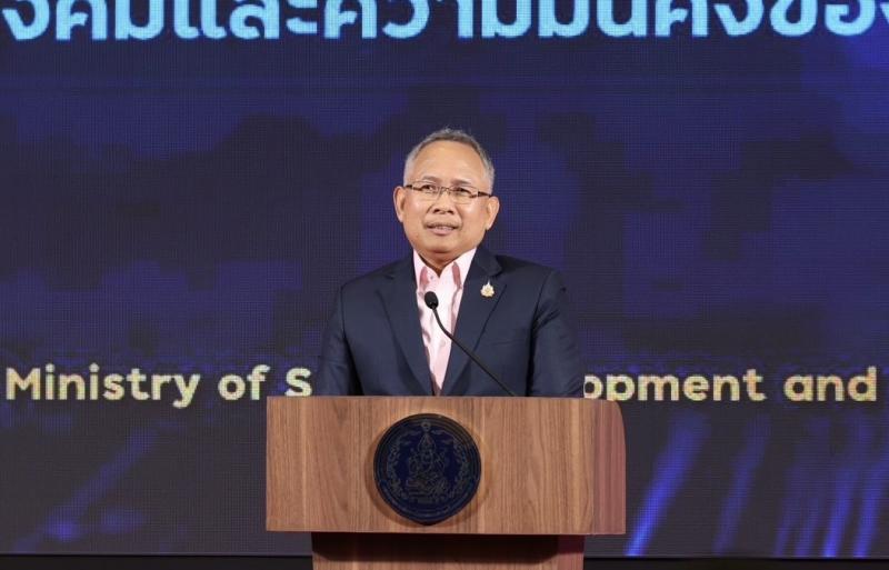ปลัด พม. เด้งรับนโ�