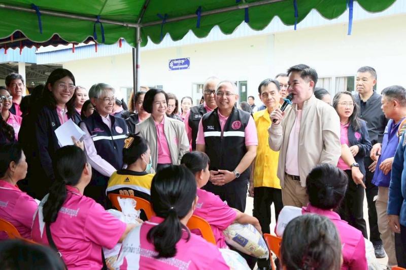 "อัครา" นำทีม พม