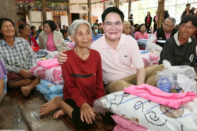 "อัครา" นำทีม พม