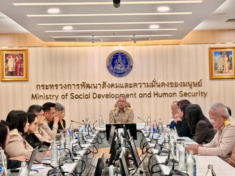 นายกันตพงศ์ รังษี�