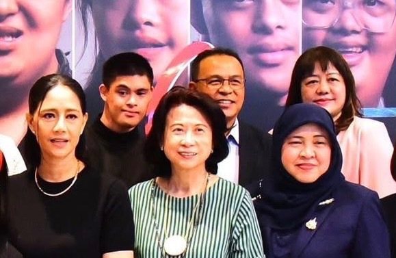 นางสาวสุนีย์ ศรีส�