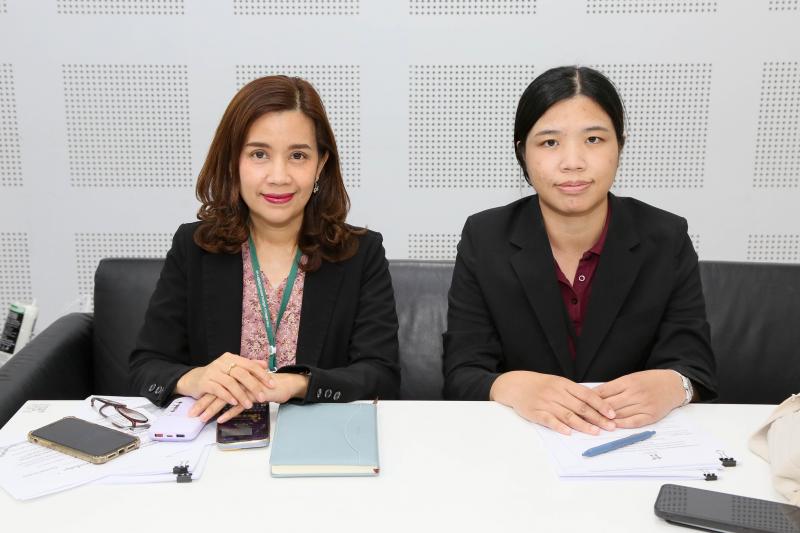 นางศิริลักษ์ มีมา�