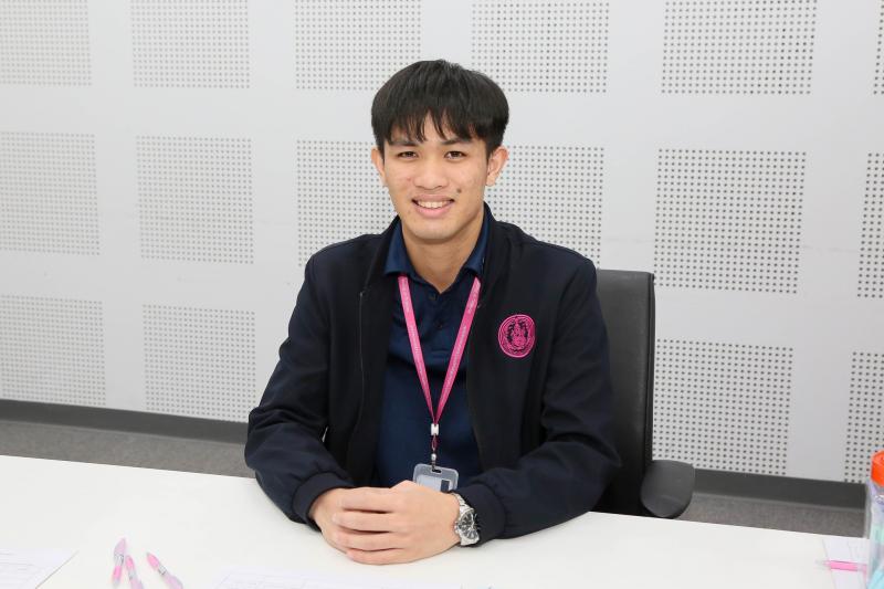 นางศิริลักษ์ มีมา�