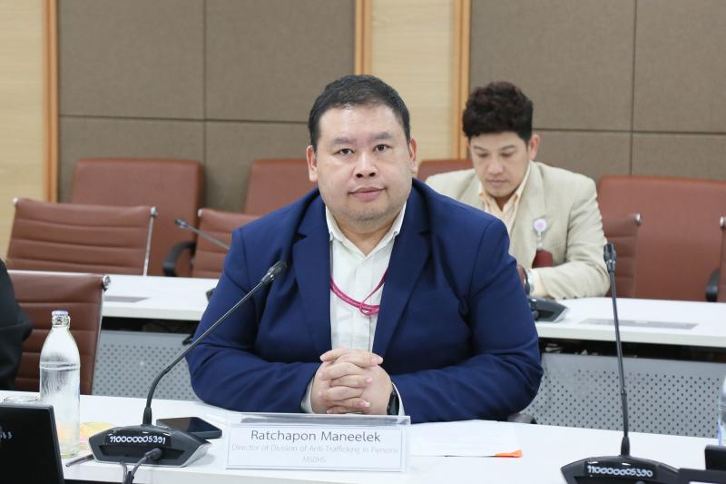 นางสาวสุนีย์ ศรีส�