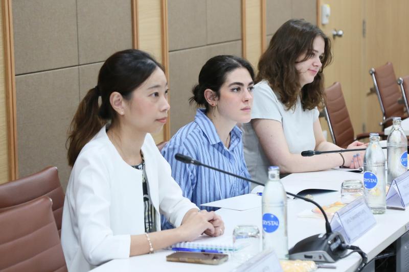 นางสาวสุนีย์ ศรีส�