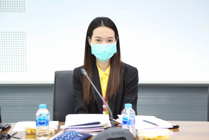 นางจตุพร โรจนพานิ�