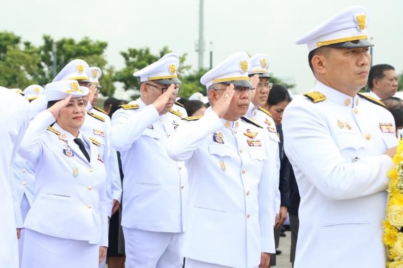 ปลัด พม. พร้อมด้วย�