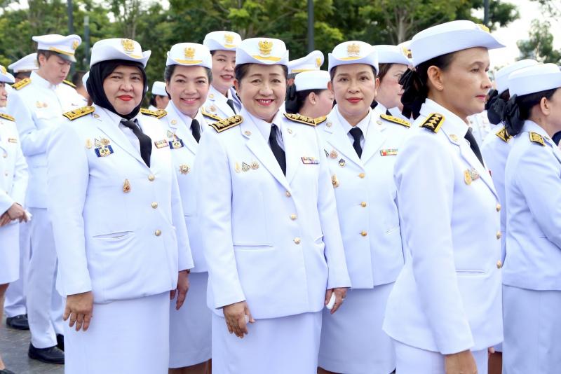 ปลัด พม. พร้อมด้วย�