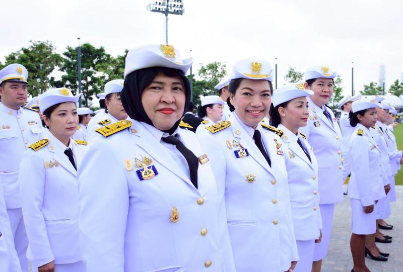ปลัด พม. พร้อมด้วย�