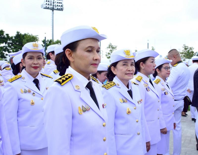 ปลัด พม. พร้อมด้วย�